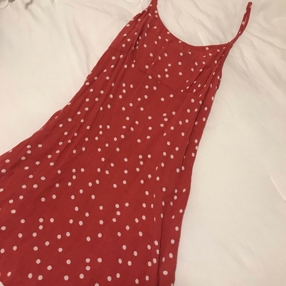FLOWY POLKA DOT SUNDRESS